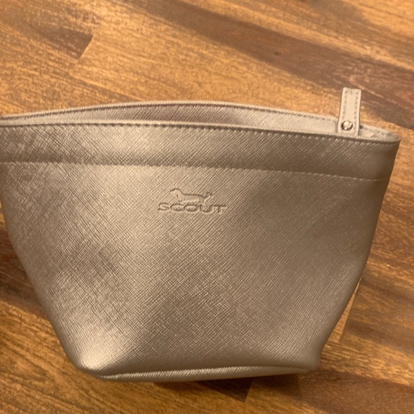Scout silver zippered pouch. - Picture 1 of 11